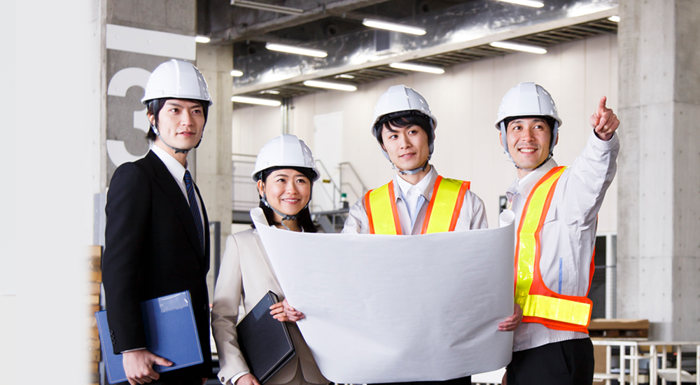建設現場の打ち合わせ before